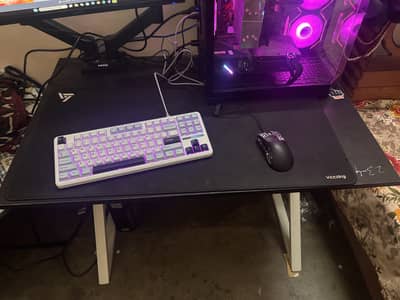 Gaming/office table