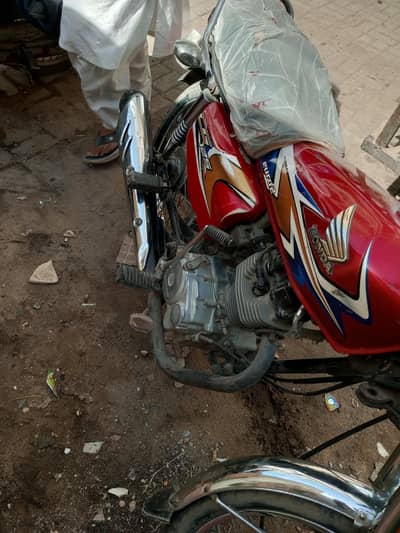 Honda 125 all oky karak bike