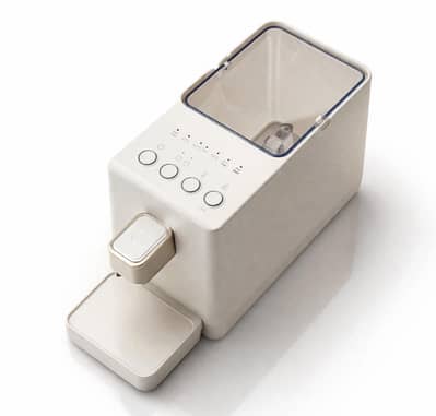 Hot water despinser, coffee maker