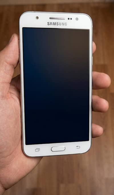 Samsung Galaxy J3(2016) _ original,32 Gb, normal condition