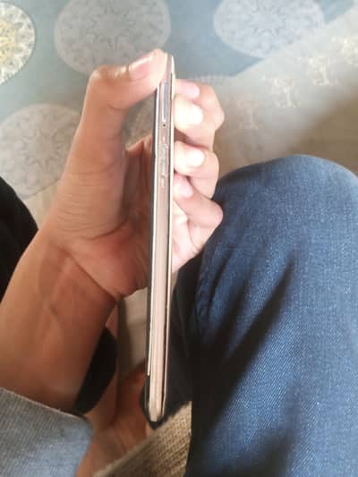 4/64 with box battery weak