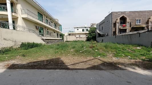 Ideal Prime Location 1 Kanal Residential Plot Available In Judicial Colony, Judicial Colony