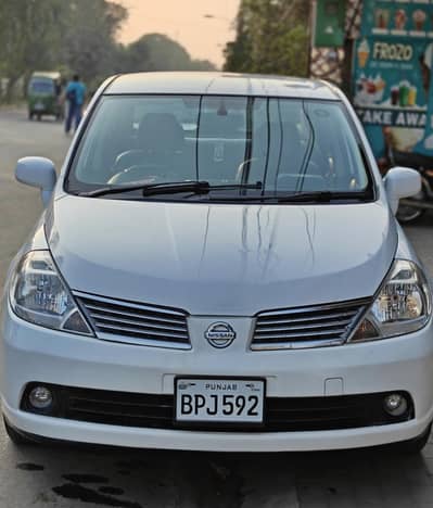 NISSAN TIDDA LATIO FULL OPTION
