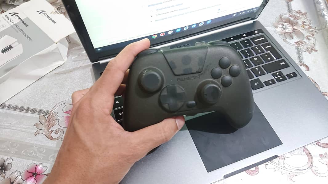 Gamesir Nova Lite Wireless Controller 2