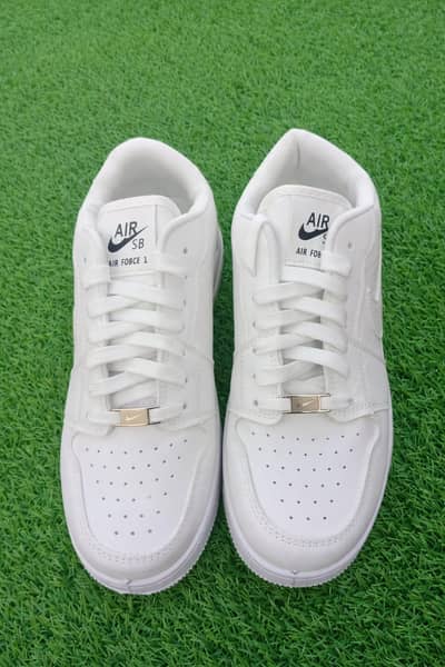 NIKE AIR FORCE 1 WHITE SNEAKERS AVAILABLE AT PRICE 5500/ NEW STOCK)