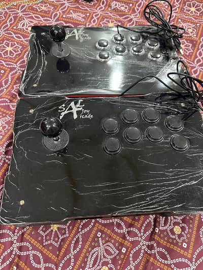 arcade stick/fight stick