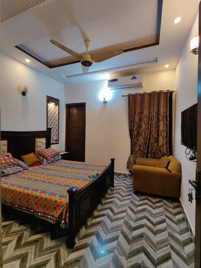 Brand New Furnished 5 Marla Lower Portion for Rent | 1 Bed | Tile Floor | R3 Block Johar Town | Near Shaukat Khanum Hospital Lahore