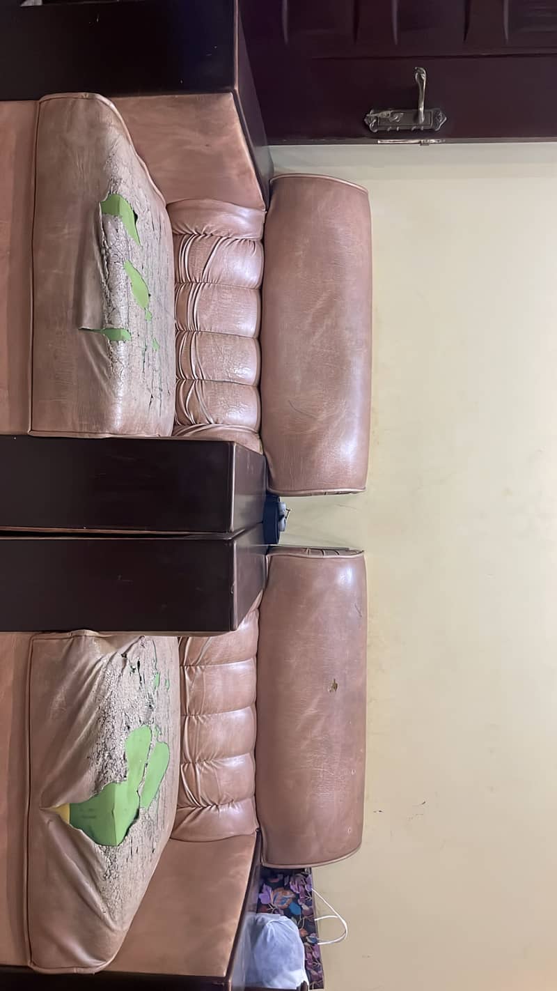 Sofa set 0