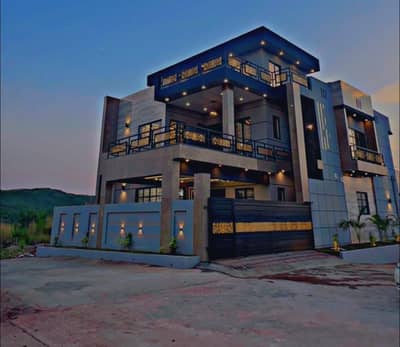 11 Marla Ultra Modern Triple-Corner Designer House