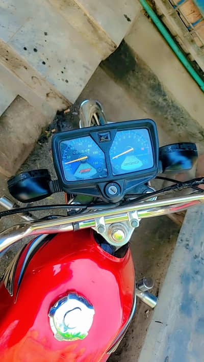 honda 125 2016 new condition