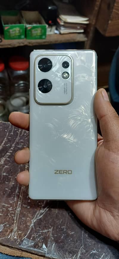 infinix zero 30.8. 256