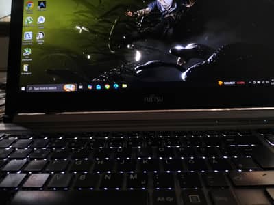 Fujitsu- Heavy Duty Workstation- I7 6th generation- 16 gb Ddr4 Ram