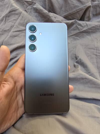 Samsung Galaxy s24 plus