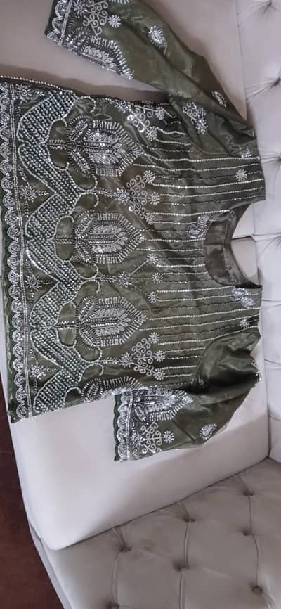 brand new lehnga net cut dana