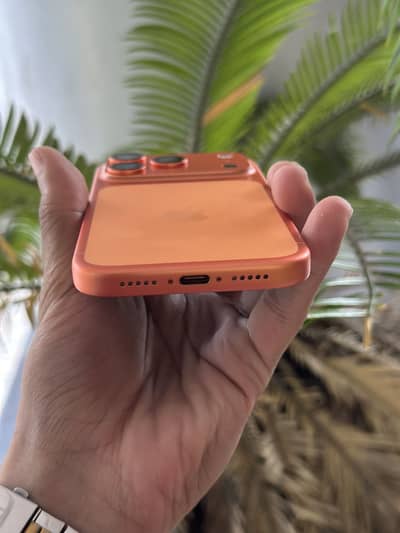 IPHONE 17 PRO - 256gb Storage SIMLOCKED