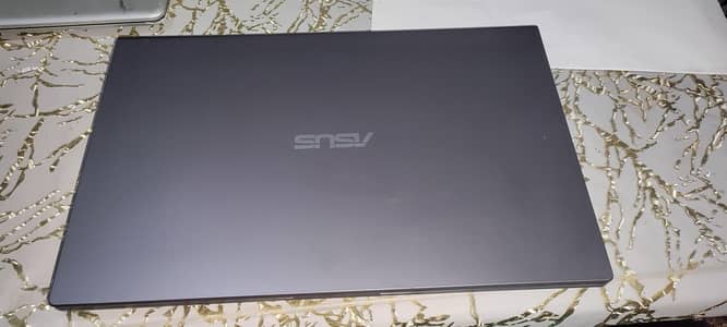 ASUS VIVO BOOK x515 mint condition