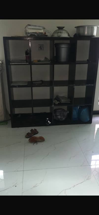 Yeh 16 portion ka box hai jo bht useful ha agr kisse ko chaheye