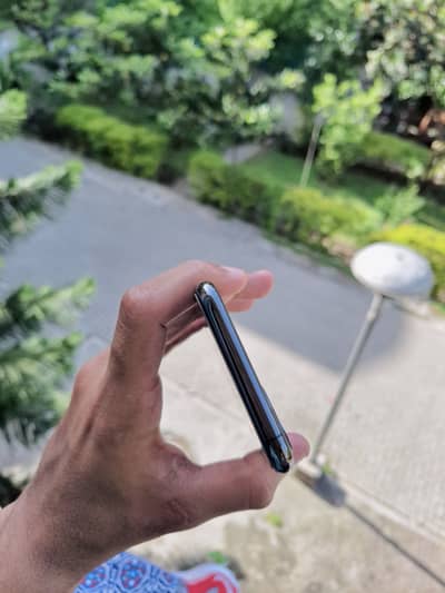 Iphone 11 pro max PTA 256