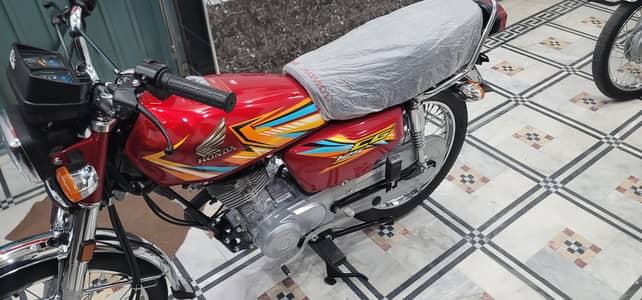 Honda cg 125 750 km used