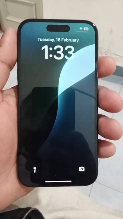 Only phone iPhone 16 black colour128 gb waterproof