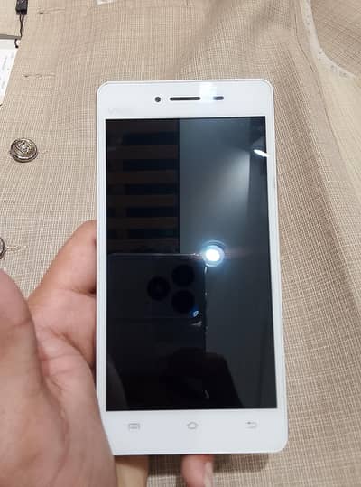 Vivo Y51