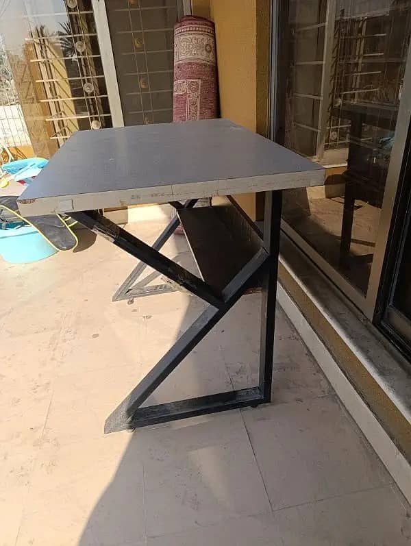 Study Table/Computer Table/conferance table/workstation/execuitve 3