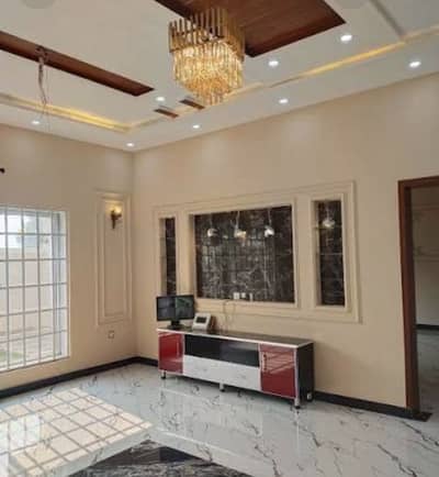 1 kanal upper portion like brand new is available for rent in opf housing society near khayaban e Jinnah road.