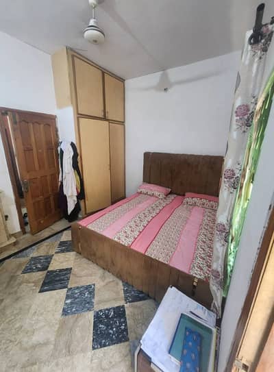 Furnish room available in G11/3 for lady with mess