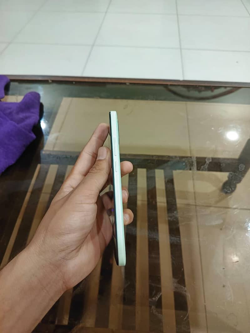 Redmi A2+ 1