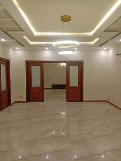 Kanal ground+basmant available for rent bahria Enclave Islamabad sector C