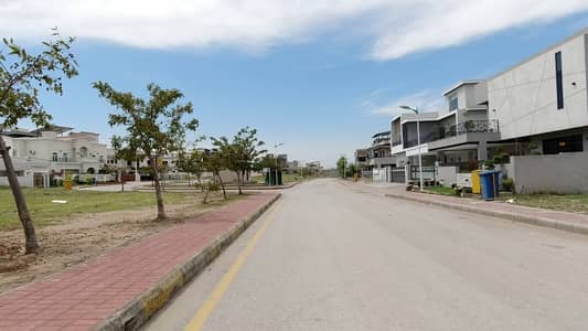 A Spacious On Excellent Location 10 Marla Residential Plot In Bahria Town Phase 8 - Block A