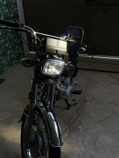 Honda cg 125 special edition self start