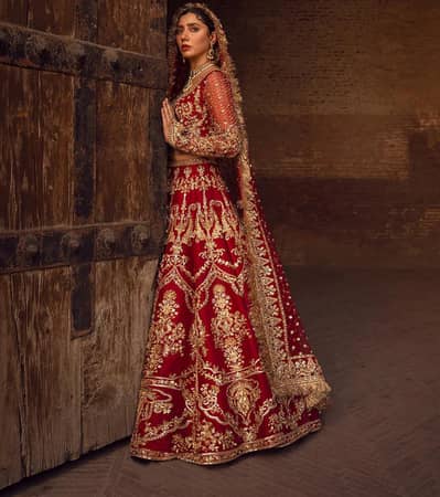 Bridal lehnga vvvvvip condition available at order