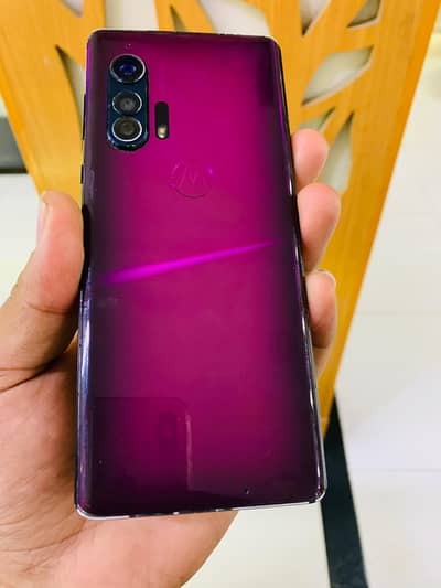 moto edge plus 12 256 non pta small dot pick ma thak skta 10by10 bki