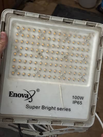 Best led flood light 100w