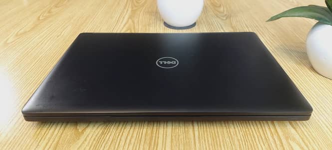 Dell latitude core i5 7th gen 8gb ddr4 ram 256gb ssd 1920x1080 ips dis