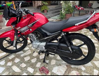 YAMAHA YBR ESD model 2015