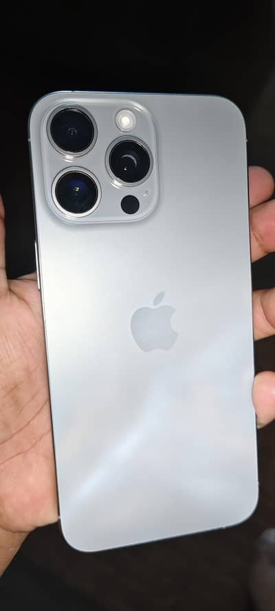 i Phone 15 Pro Max. . PTA Approved. . 512 GB. . Bettery 91% Cont 03087799923