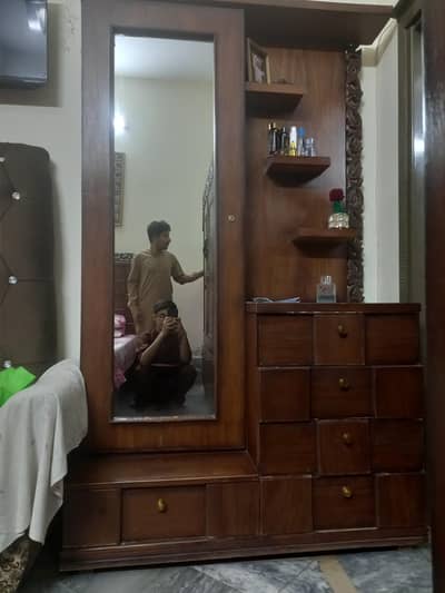 dressing-down aur almari