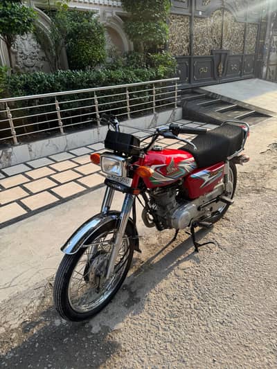 Honda 125 total clear
