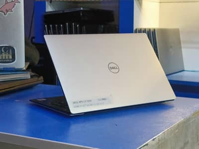 Dell XPS 13 7390 i7 10th Gen 16GB Ram 256 SSD
