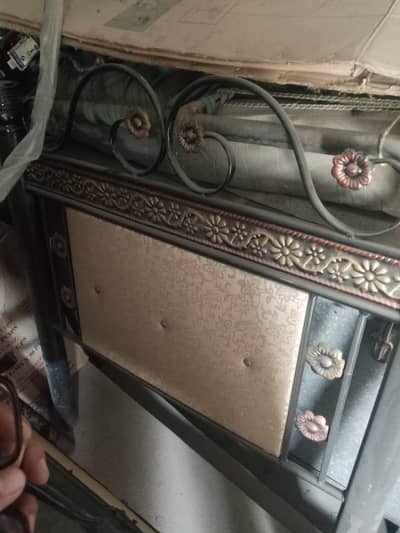 i am going to village so I sell this beds