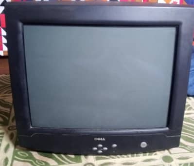 2003 Dell monitor in fresh condition