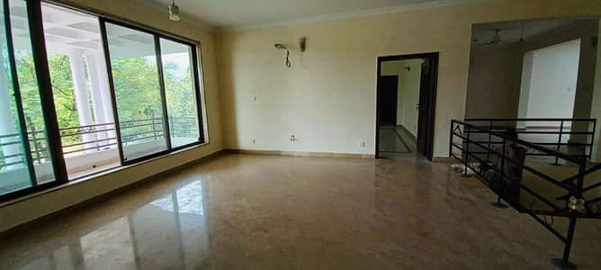 F7 size 50* 90 500 Square Yead House 7Bedrooms with Attached Bathroom Drawing and Dining TV Lounge Kitchen