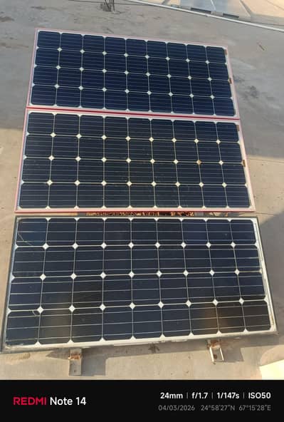 SOLAR PANEL FOR SALE 3 panels