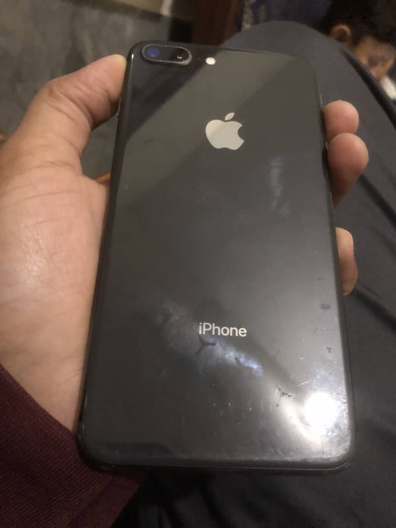 Iphone 8 plus 1
