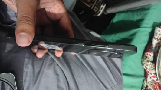 this phone  is in warranty over 3 or 4 month