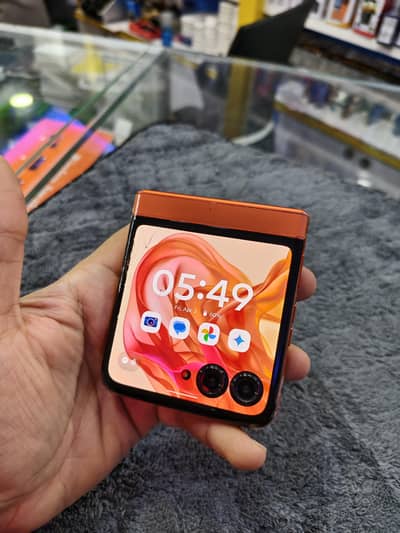 Motorola Razr 50 16/256 only 03152196756