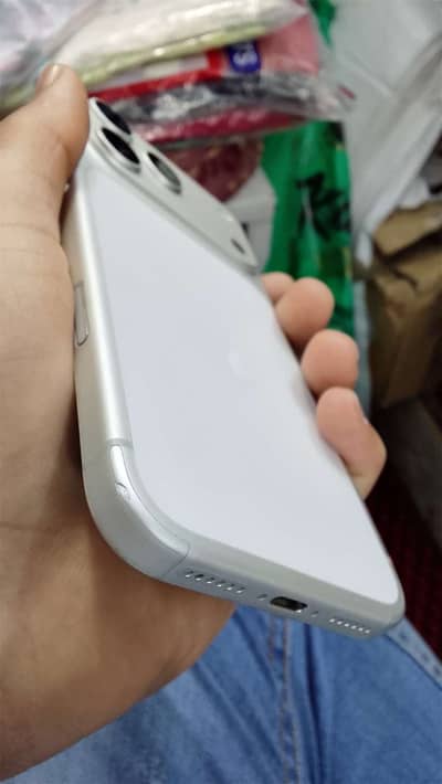 17 PRO MAX JV 256 GB