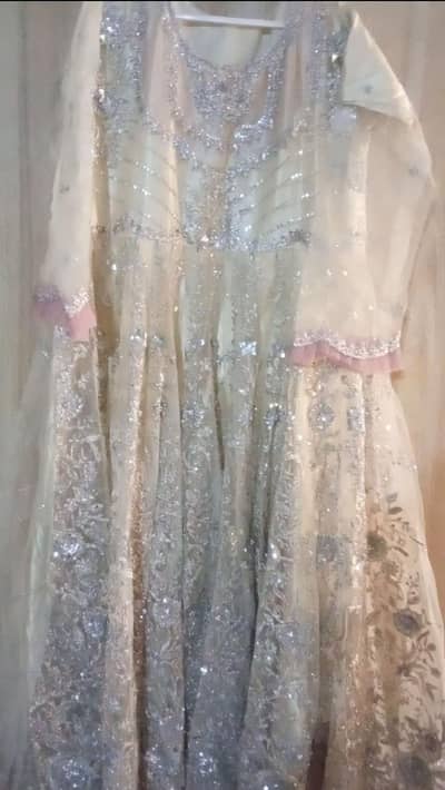 dresses / ladies suit / maxi / wedding and party wear dress